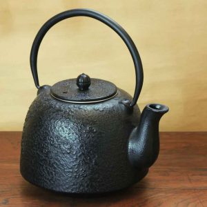 cast iron teapot