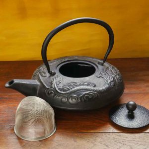 Dragon Cast Iron Tetsubin