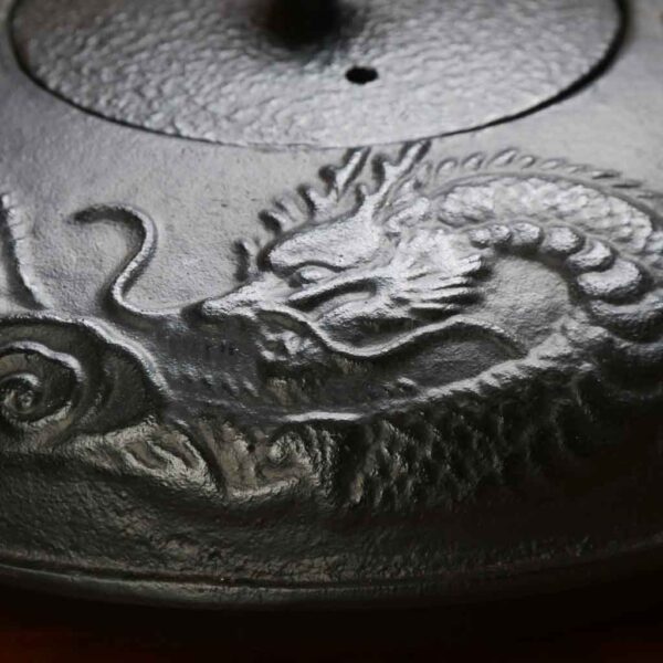 Dragon Cast Iron Tetsubin detail Dragon Cast Iron Tetsubin